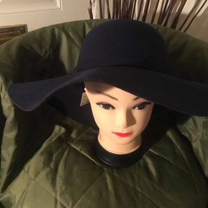 Women’s Hat